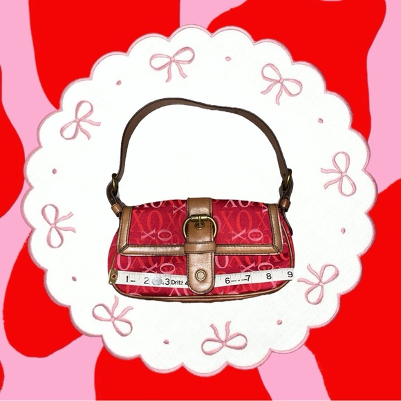 2000s xoxo purse 💋 - Picture 3 of 10